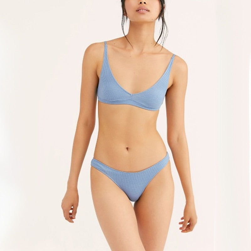 Seamless two piece set
