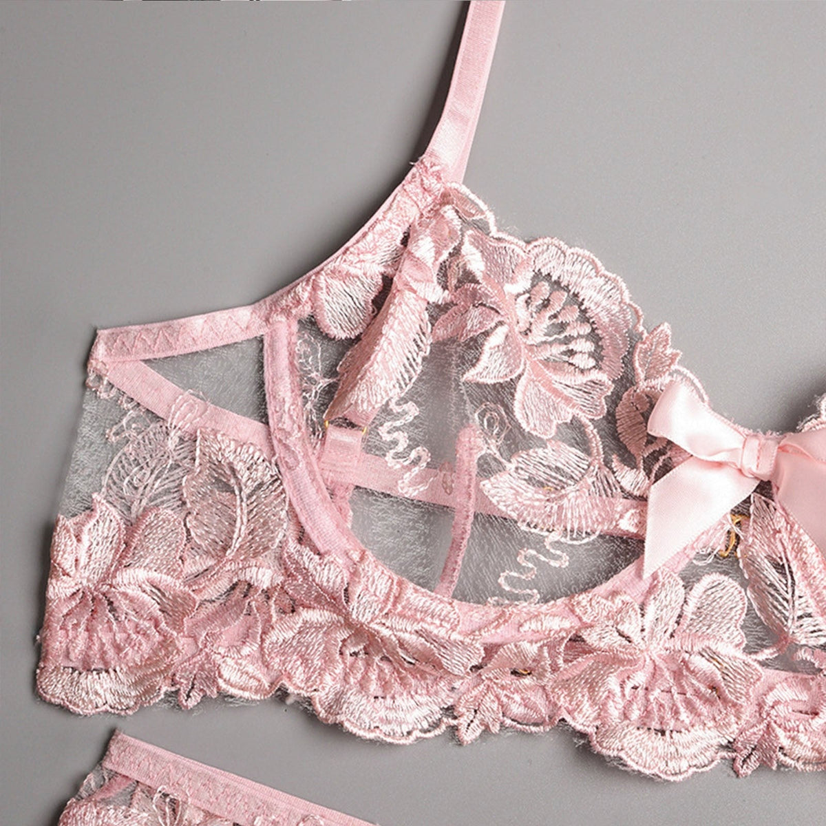 Leila lingerie set