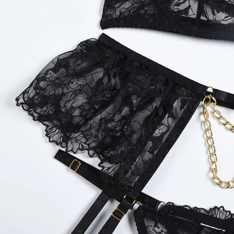 Lace and chain garter set